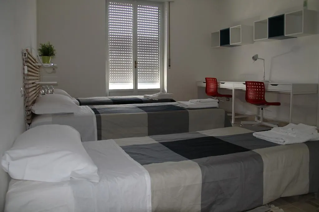 Stephenson Apartment Milano 0*,  Italien