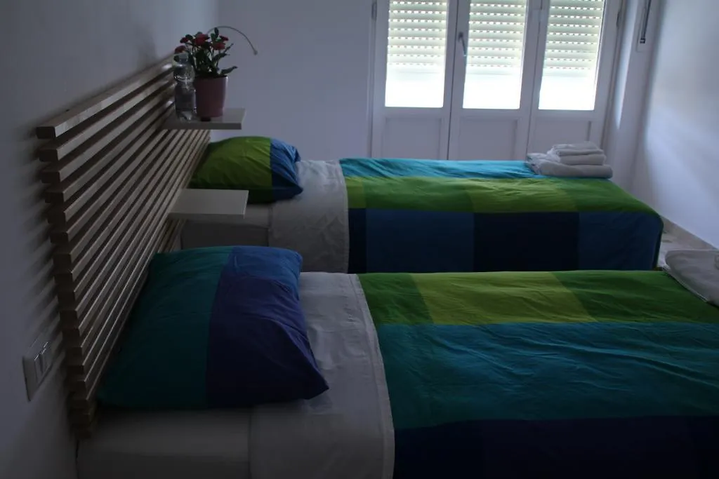 Stephenson Apartment Milán 0*,